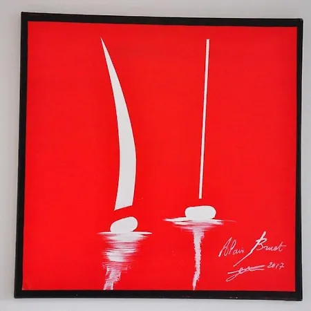 Confortable A 300m De La 아파트