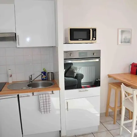 Confortable A 300m De La *