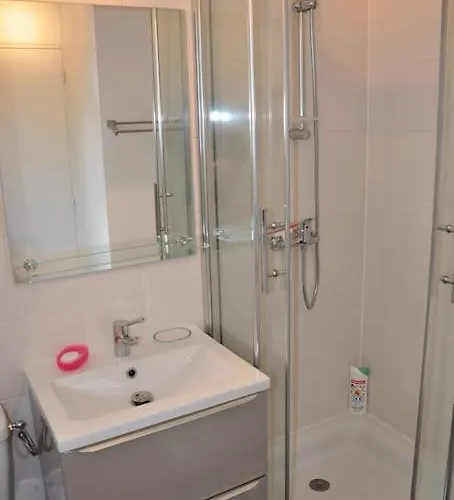 Confortable A 300m De La